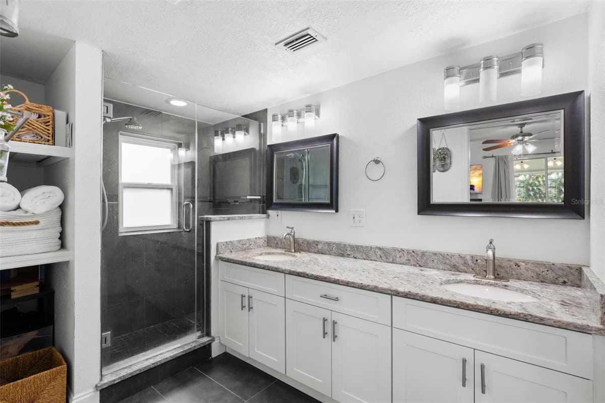 3822 EUCLID AVENUE — photo 14 of 36