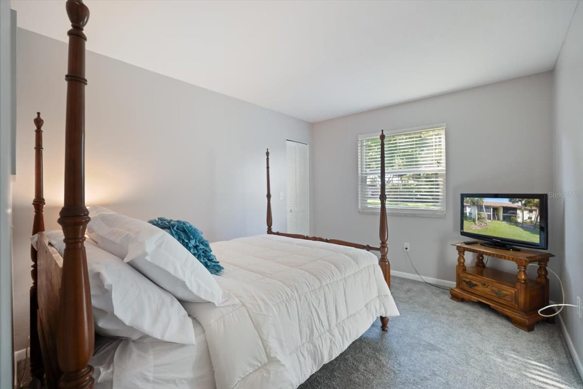 752 WHITE PINE TREE ROAD — photo 21 of 58
