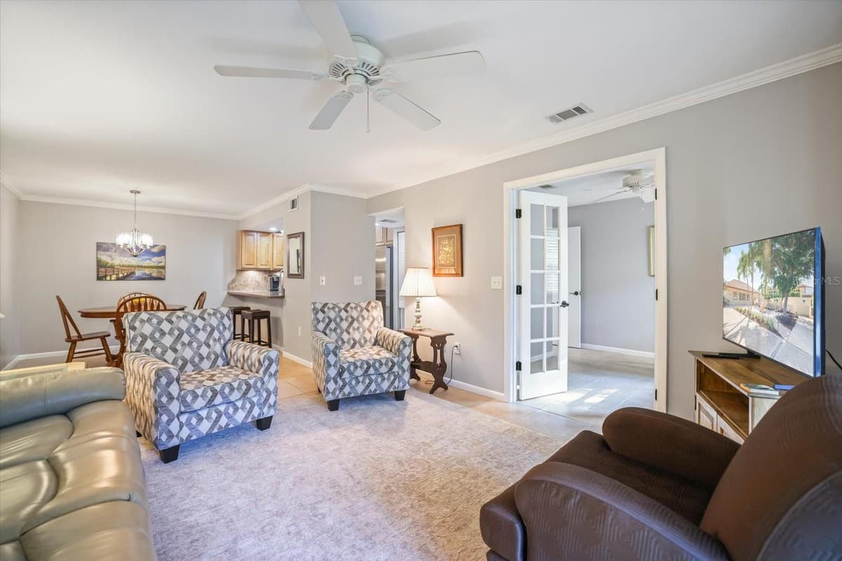 752 WHITE PINE TREE ROAD — photo 4 of 58