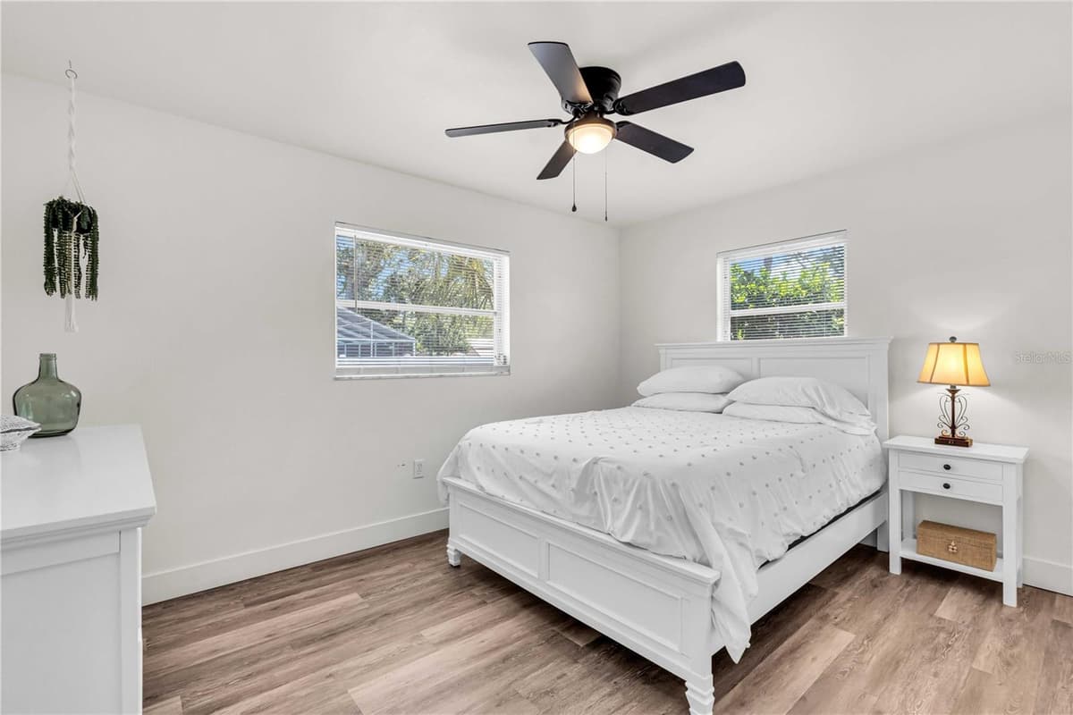 4610 ARDALE STREET — photo 26 of 42