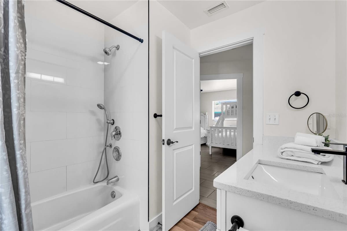 4610 ARDALE STREET — photo 30 of 42