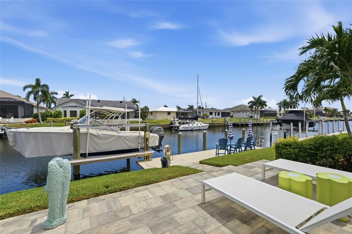 2517 RIO LARGO COURT — photo 4 of 46