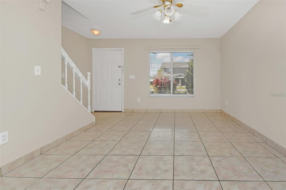 113 KRISTI ANN COURT — photo 10 of 25