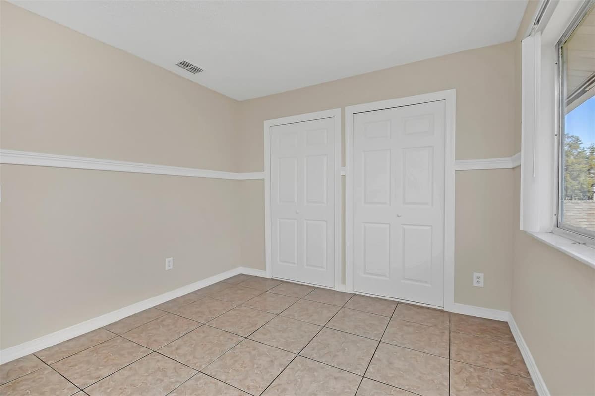 113 KRISTI ANN COURT — photo 18 of 25