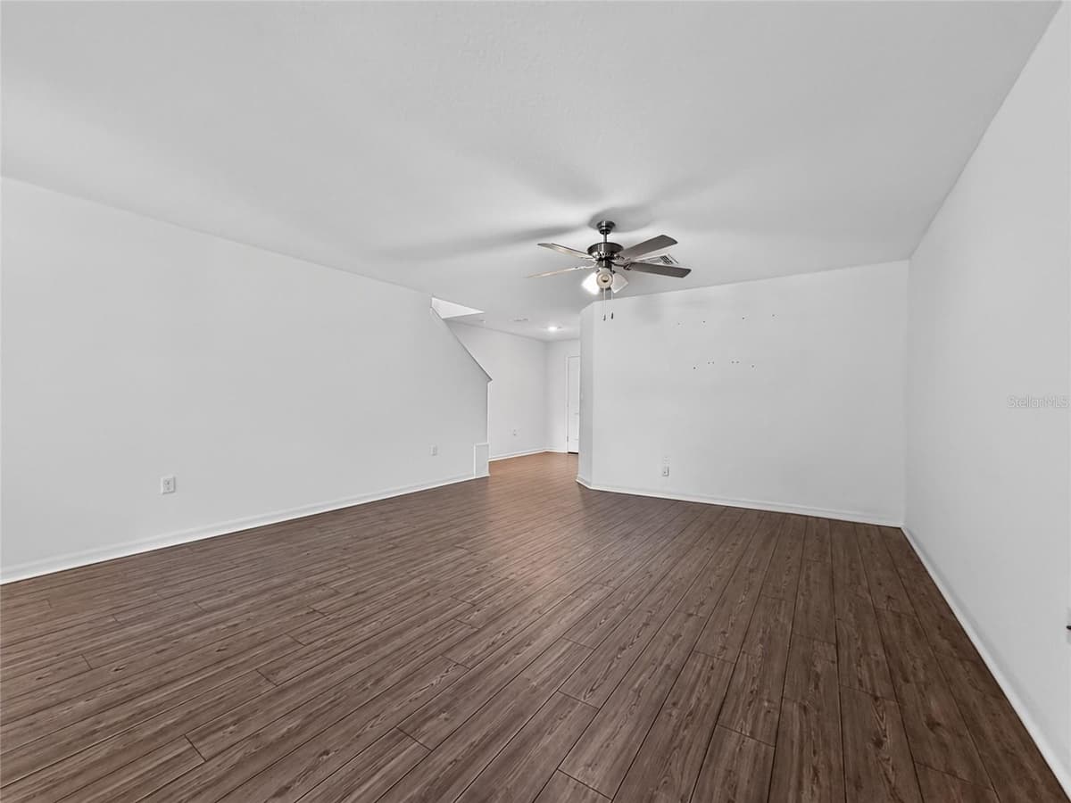 1552 WYNFORD CIRCLE — photo 11 of 39