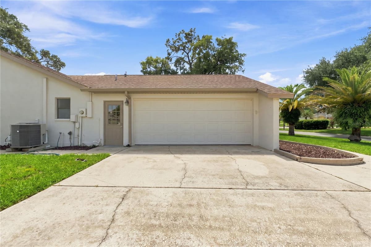 9429 COBBLER COURT — photo 36 of 43