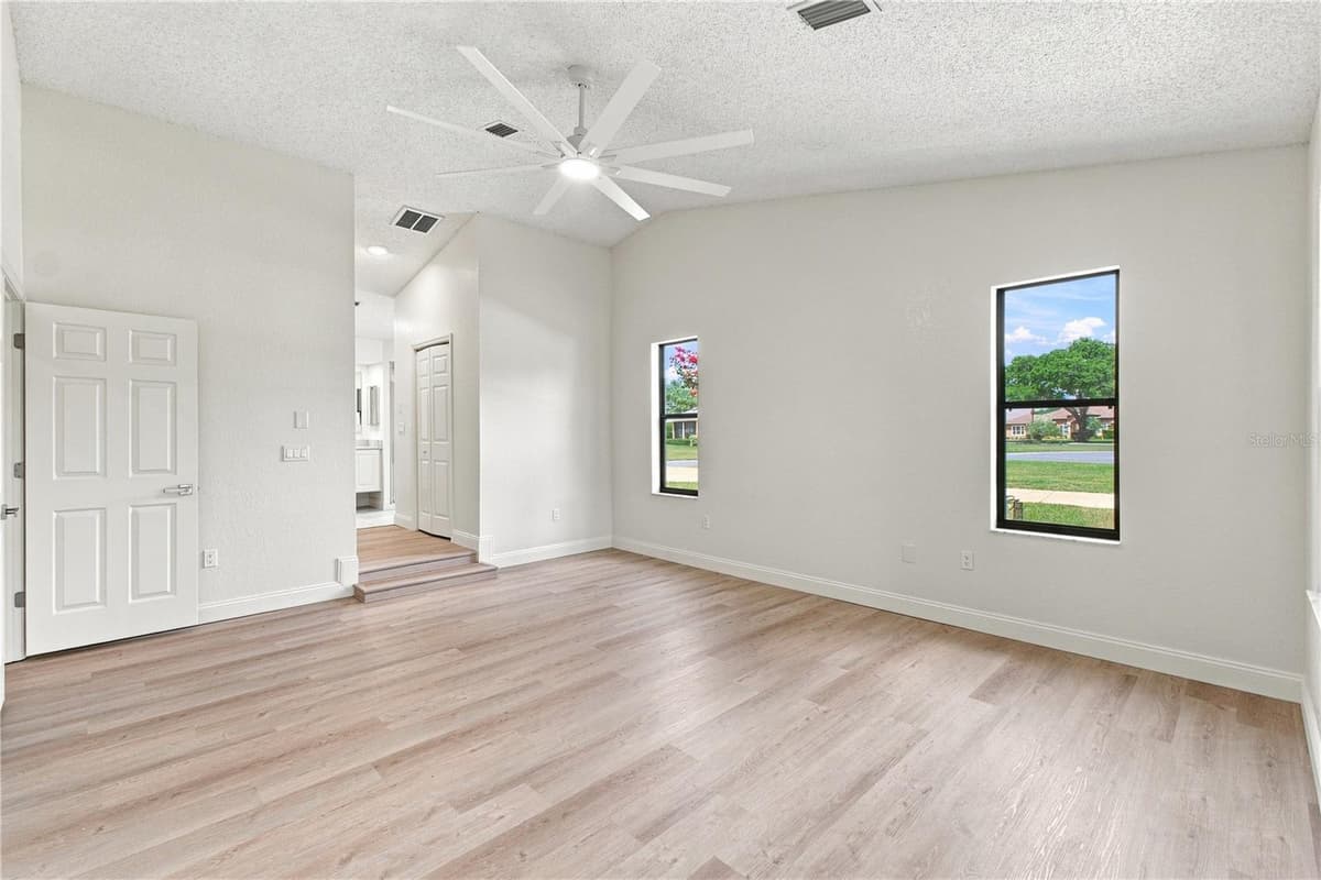 9429 COBBLER COURT — photo 22 of 43