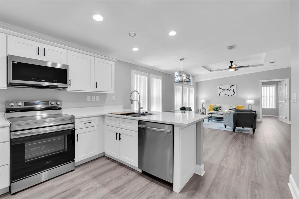 508 WASHINGTON AVENUE — photo 11 of 50