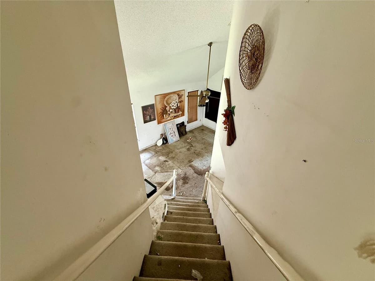 950 WOODROSE COURT — photo 23 of 28
