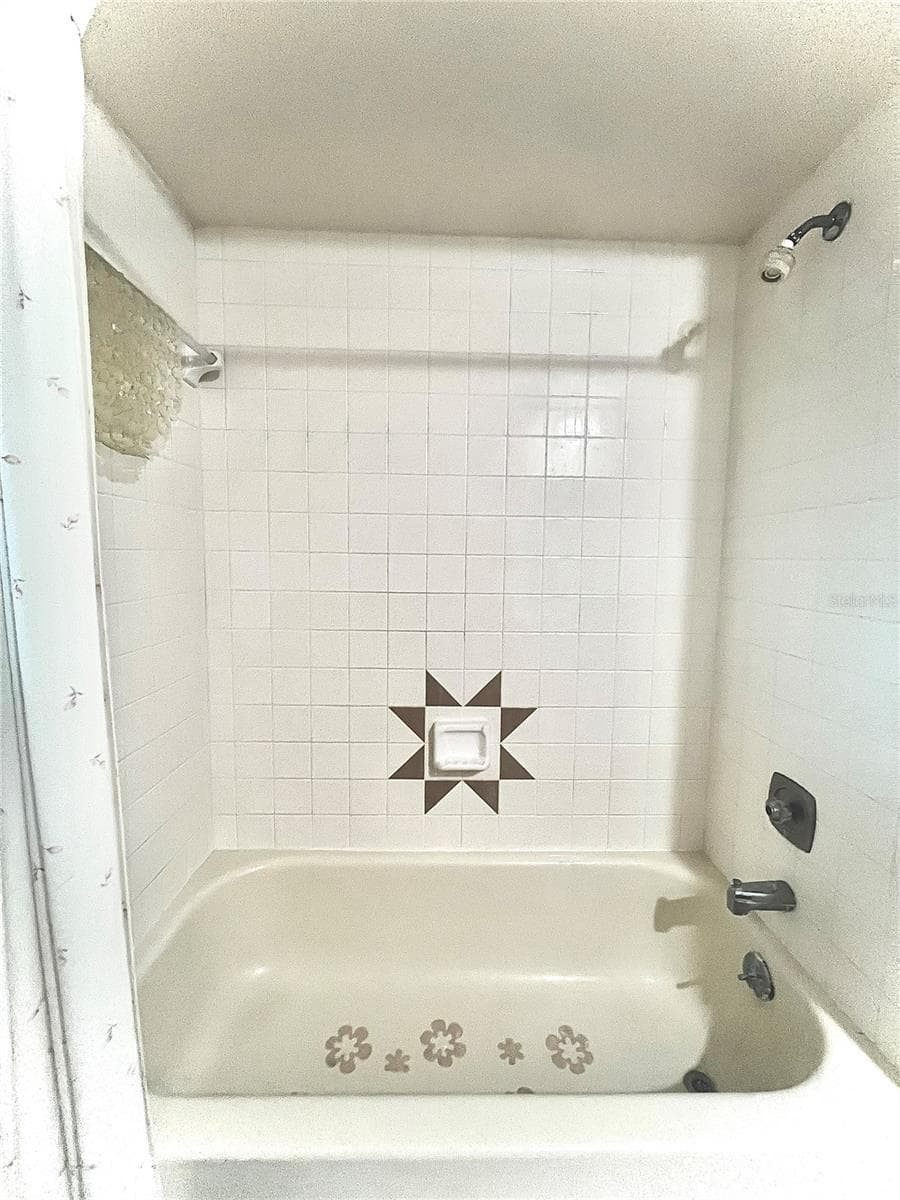 12412 116TH STREET — photo 8 of 16