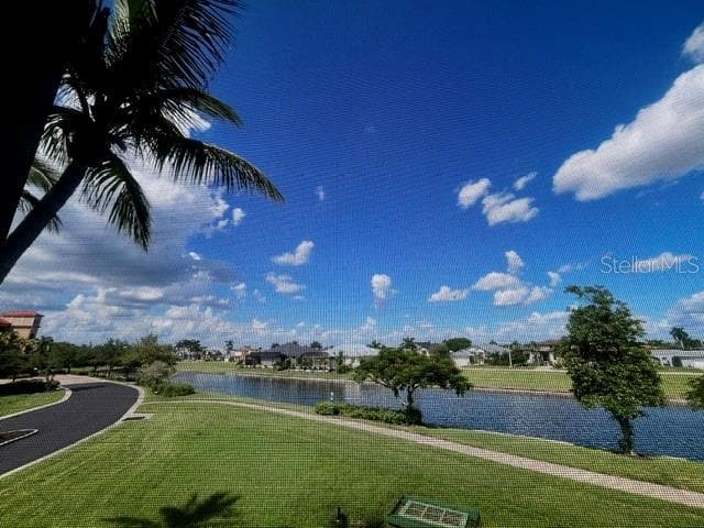 88 VIVANTE BOULEVARD — photo 19 of 30