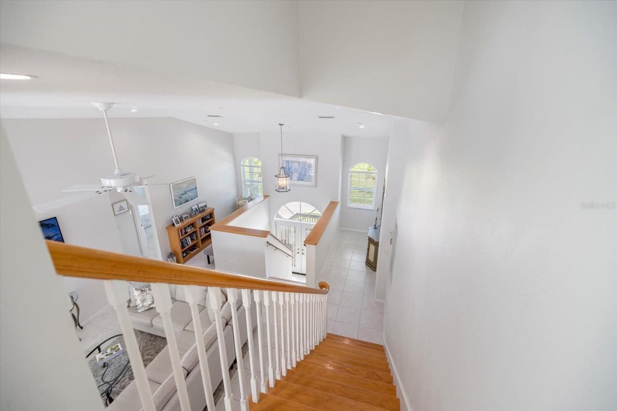 9181 LAKE DRIVE — photo 26 of 48