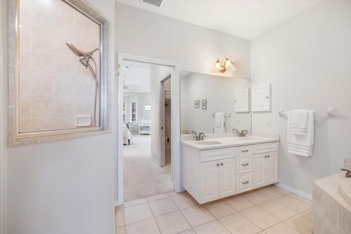 9181 LAKE DRIVE — photo 23 of 48