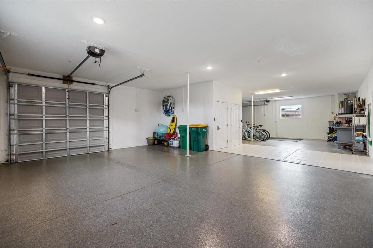 9181 LAKE DRIVE — photo 43 of 48