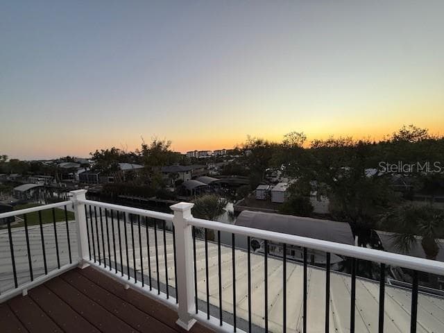9181 LAKE DRIVE — photo 4 of 48