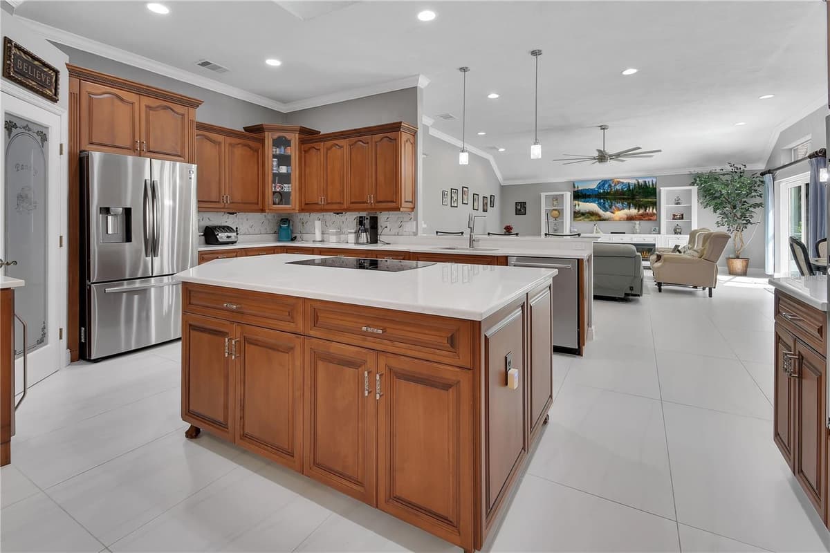 6241 PALOMINO CIRCLE — photo 13 of 63