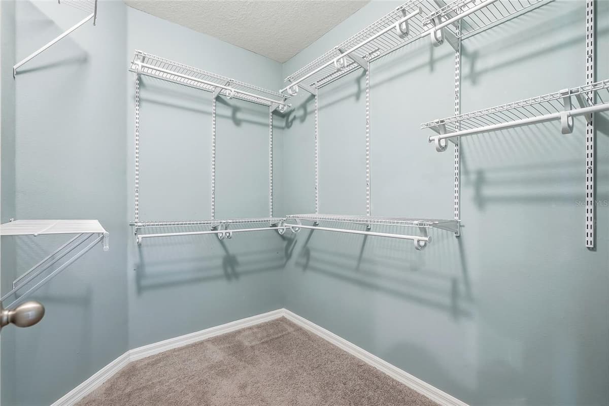 13105 CANOPY CREEK DRIVE — photo 31 of 46