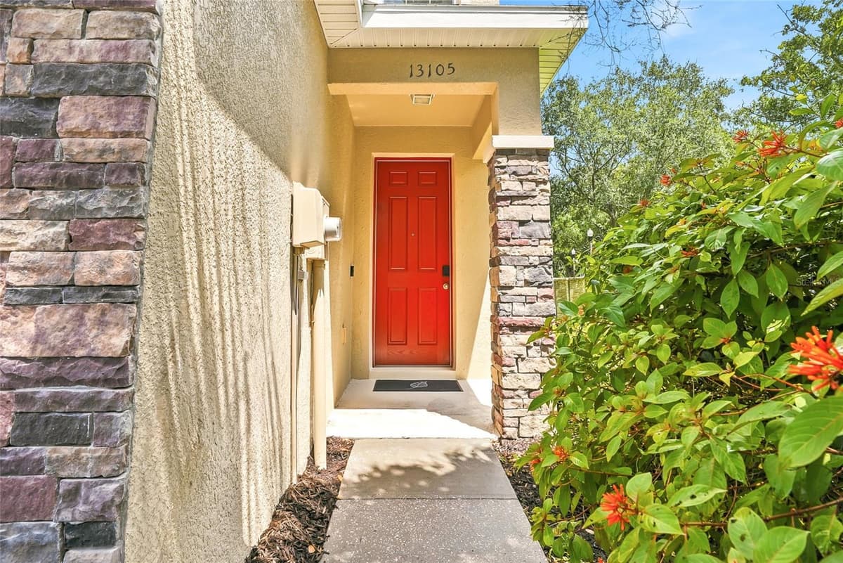 13105 CANOPY CREEK DRIVE — photo 5 of 46