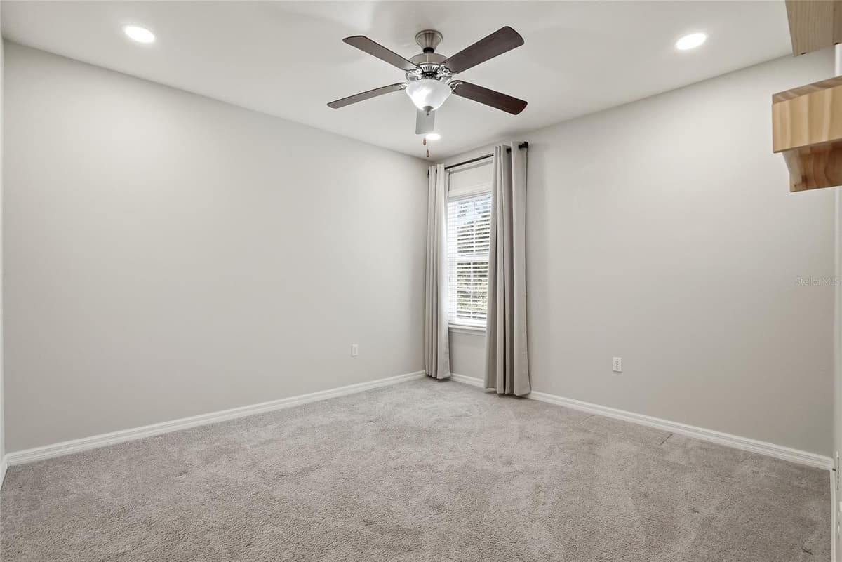 13105 CANOPY CREEK DRIVE — photo 32 of 46