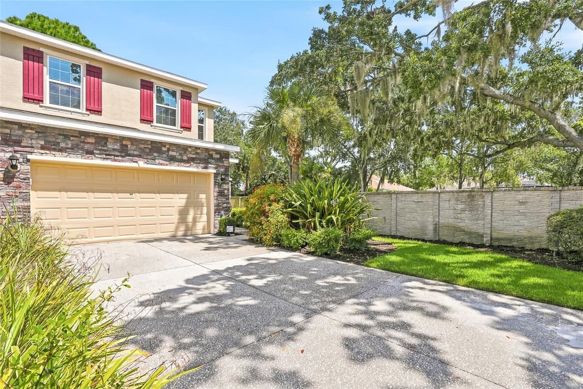 13105 CANOPY CREEK DRIVE — photo 2 of 46