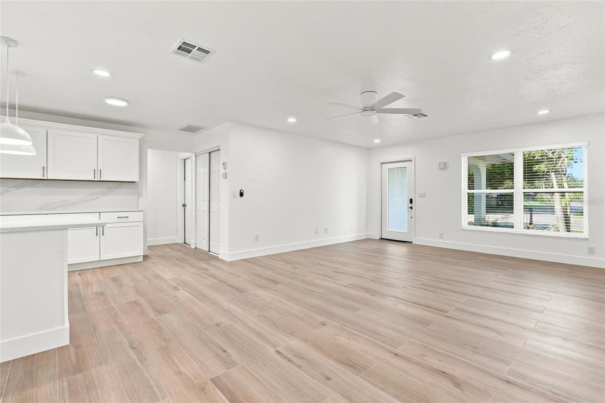2881 POPPY ROAD — photo 4 of 24