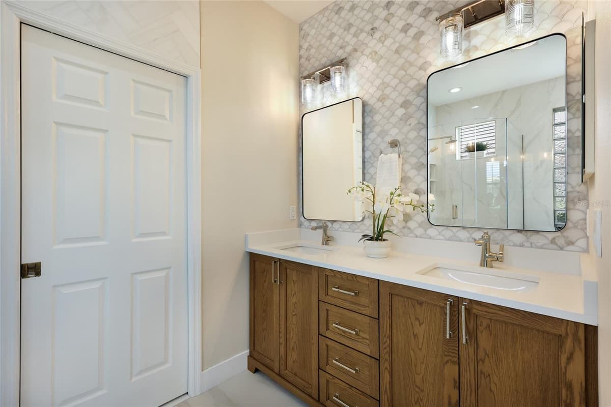 7147 SANDHILLS PLACE — photo 28 of 57