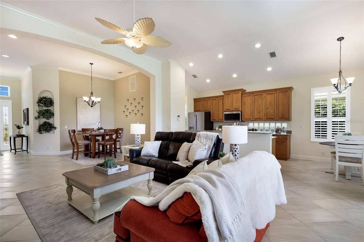 7147 SANDHILLS PLACE — photo 13 of 57