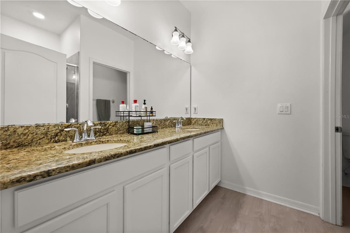 7668 FAIRGROVE AVENUE — photo 26 of 36
