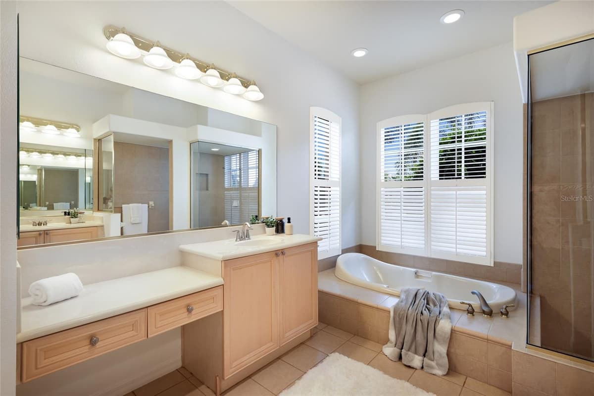 7219 ASHLAND GLEN — photo 36 of 70