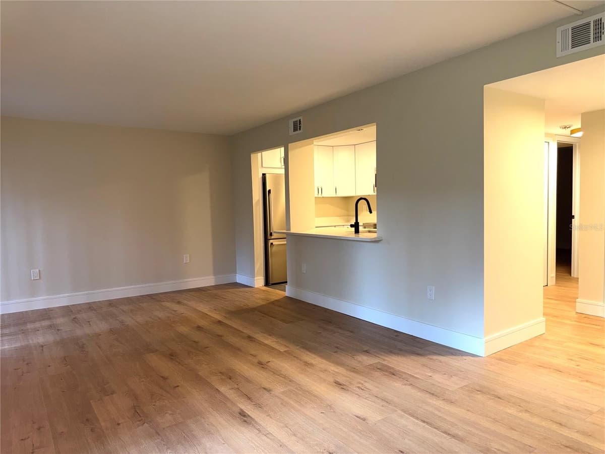 120 HIBISCUS WOODS COURT — photo 8 of 15