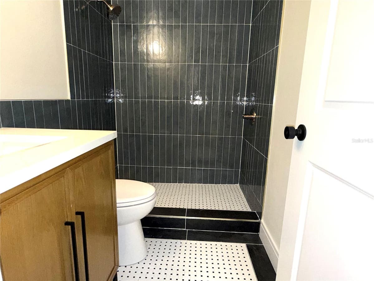 120 HIBISCUS WOODS COURT — photo 10 of 15