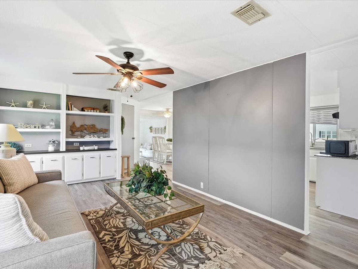 6324 SPARROW LANE — photo 9 of 43