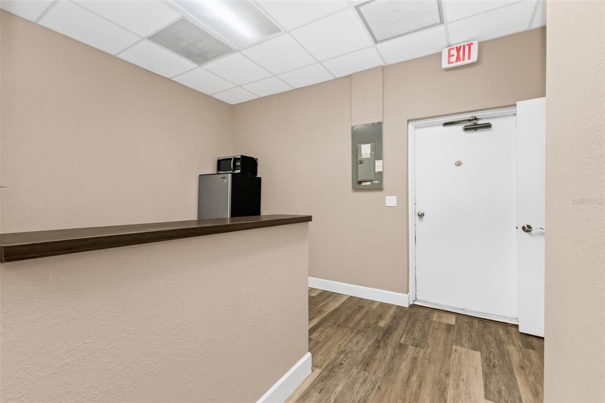 425 CROSS STREET — photo 20 of 23