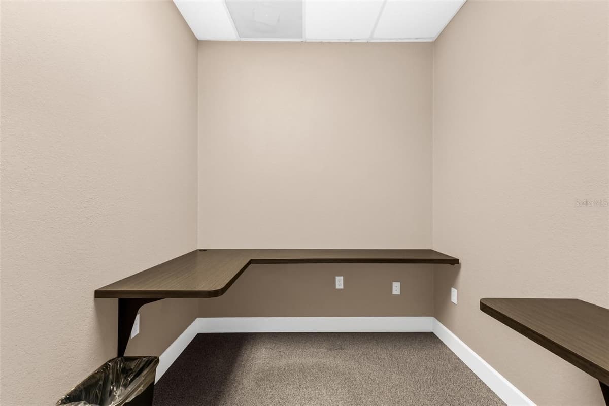 425 CROSS STREET — photo 17 of 23