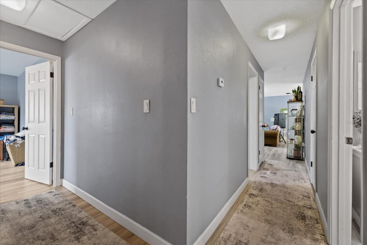4552 CYNTHIA LANE — photo 20 of 39