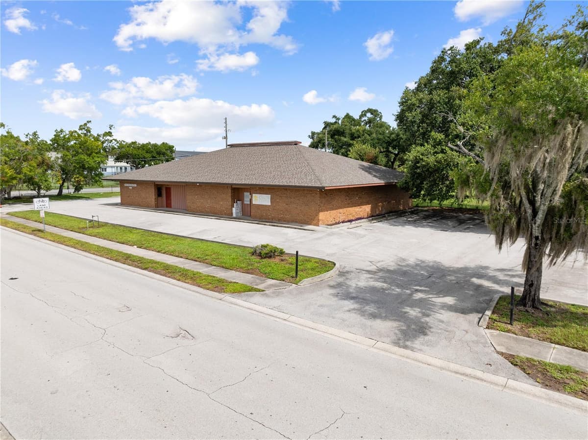 323 CYPRESS STREET — photo 16 of 83