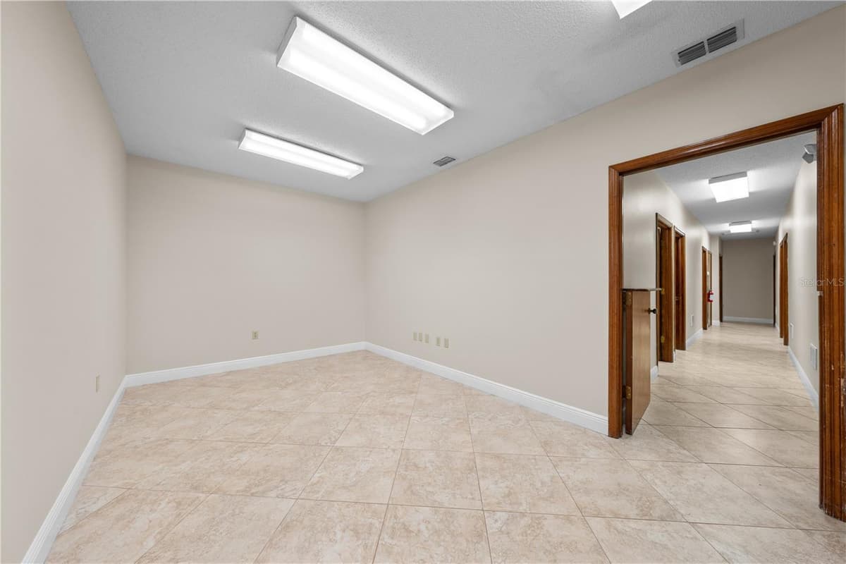 323 CYPRESS STREET — photo 47 of 83