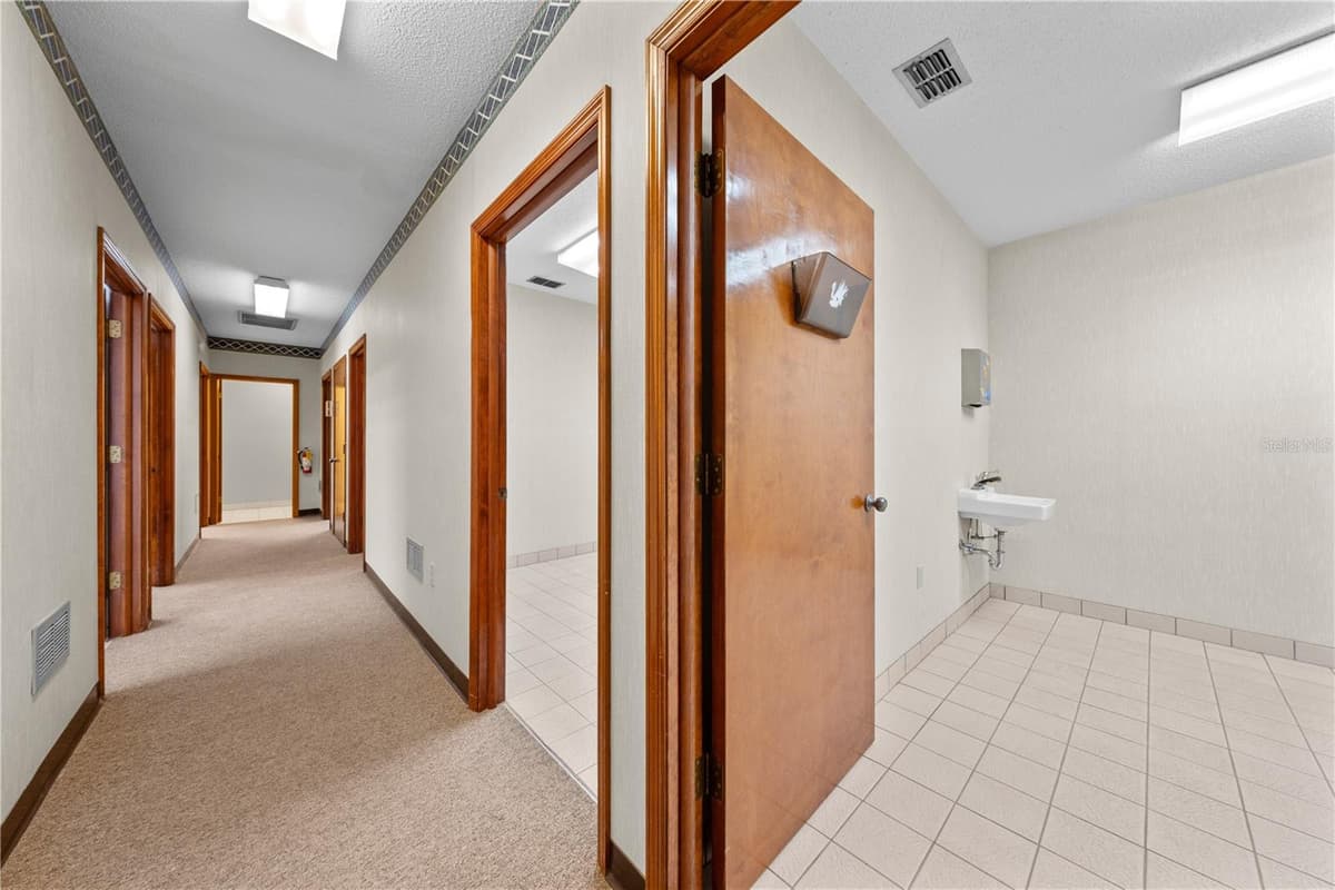 323 CYPRESS STREET — photo 70 of 83