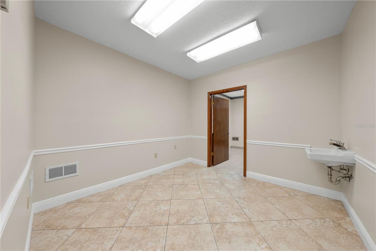 323 CYPRESS STREET — photo 57 of 83