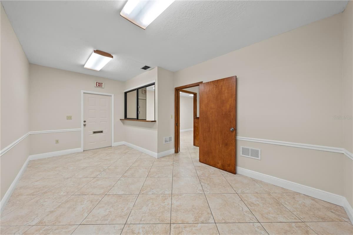 323 CYPRESS STREET — photo 44 of 83