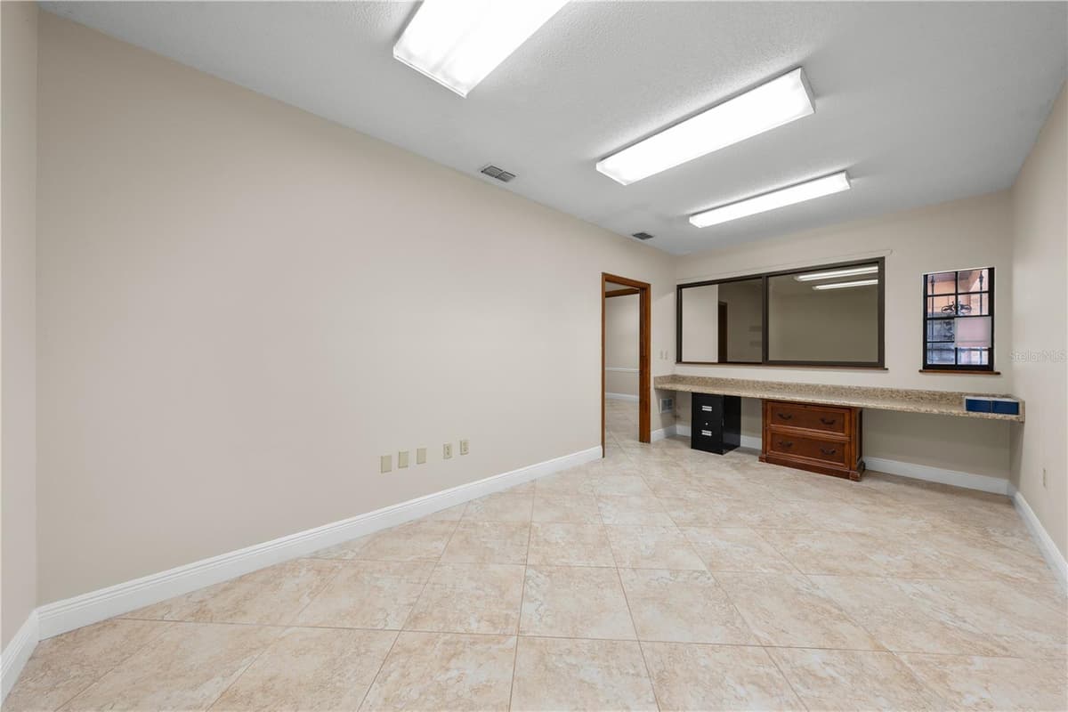 323 CYPRESS STREET — photo 46 of 83