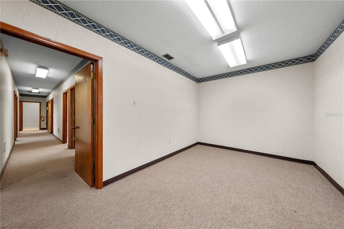 323 CYPRESS STREET — photo 69 of 83