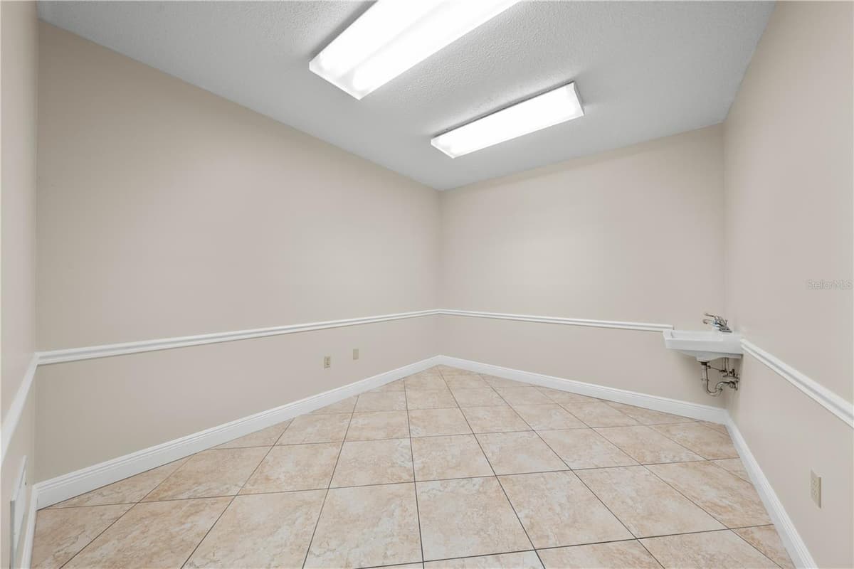 323 CYPRESS STREET — photo 49 of 83