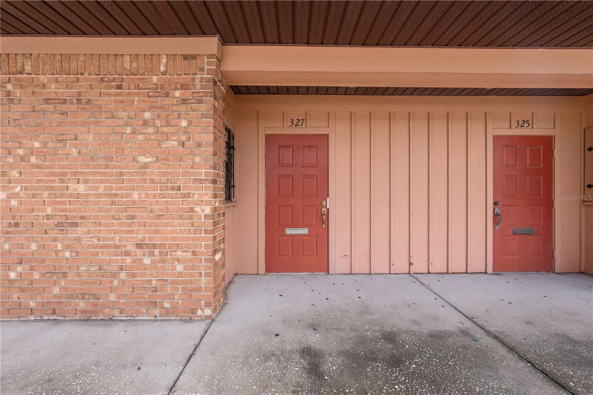 323 CYPRESS STREET — photo 42 of 83