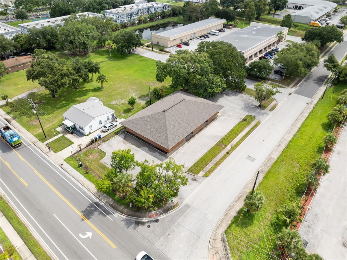 323 CYPRESS STREET — photo 14 of 83