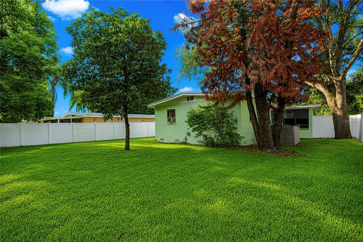 4205 MIZELL STREET — photo 9 of 23