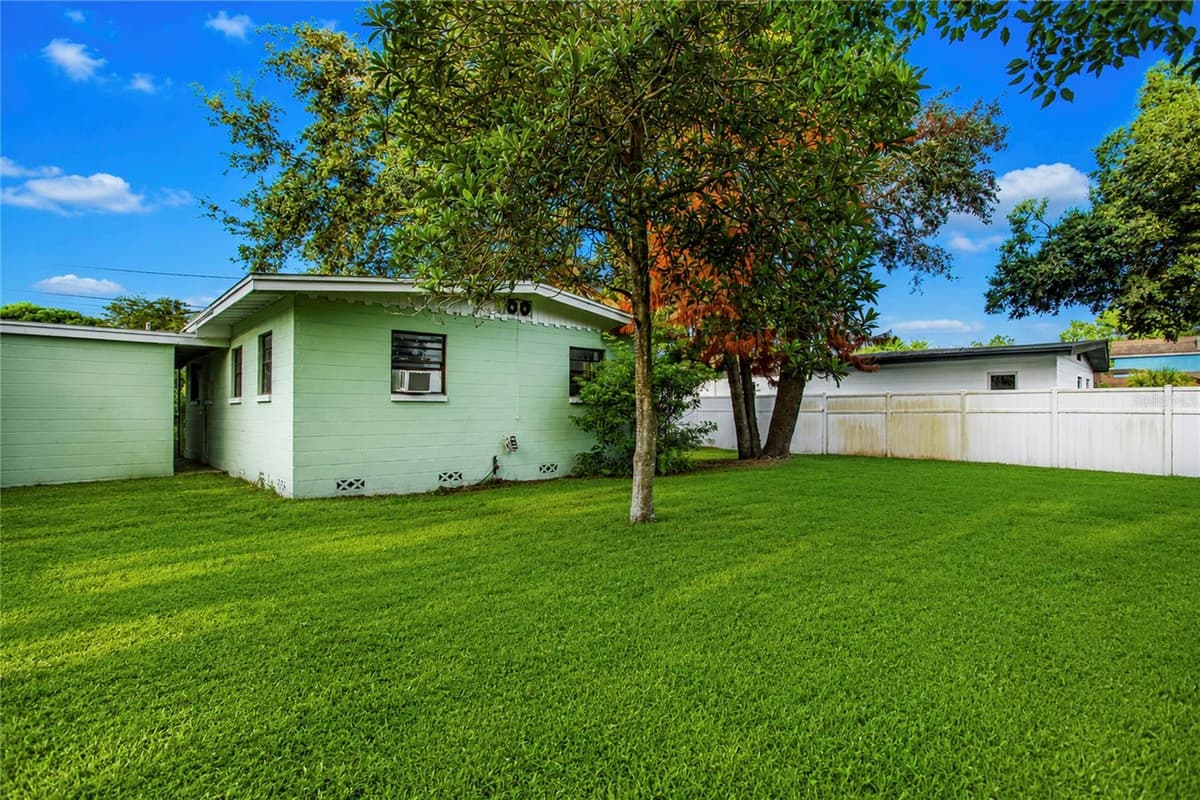 4205 MIZELL STREET — photo 10 of 23
