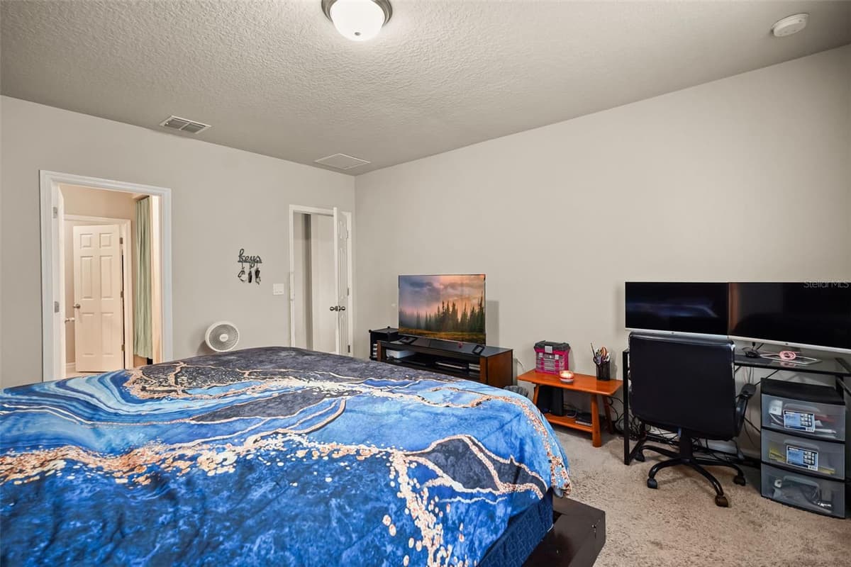 1166 YUMURI STREET — photo 14 of 33