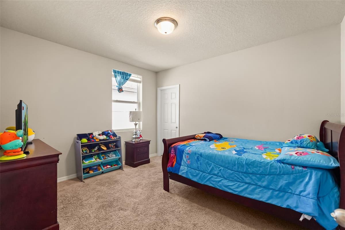 1166 YUMURI STREET — photo 9 of 33