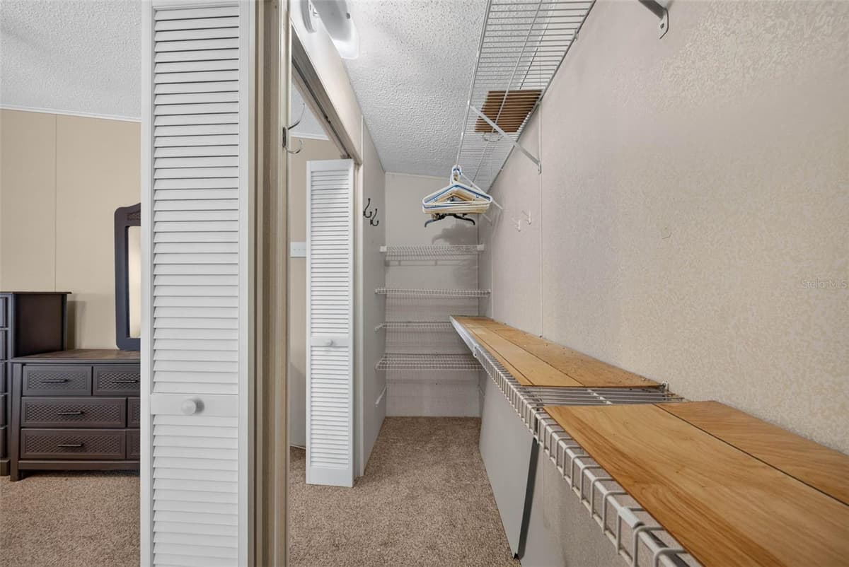39200 OLA AVENUE — photo 27 of 49